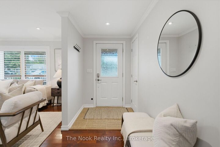 Property Photo:  7 Pineridge Crescent  ON L1B 1B9 