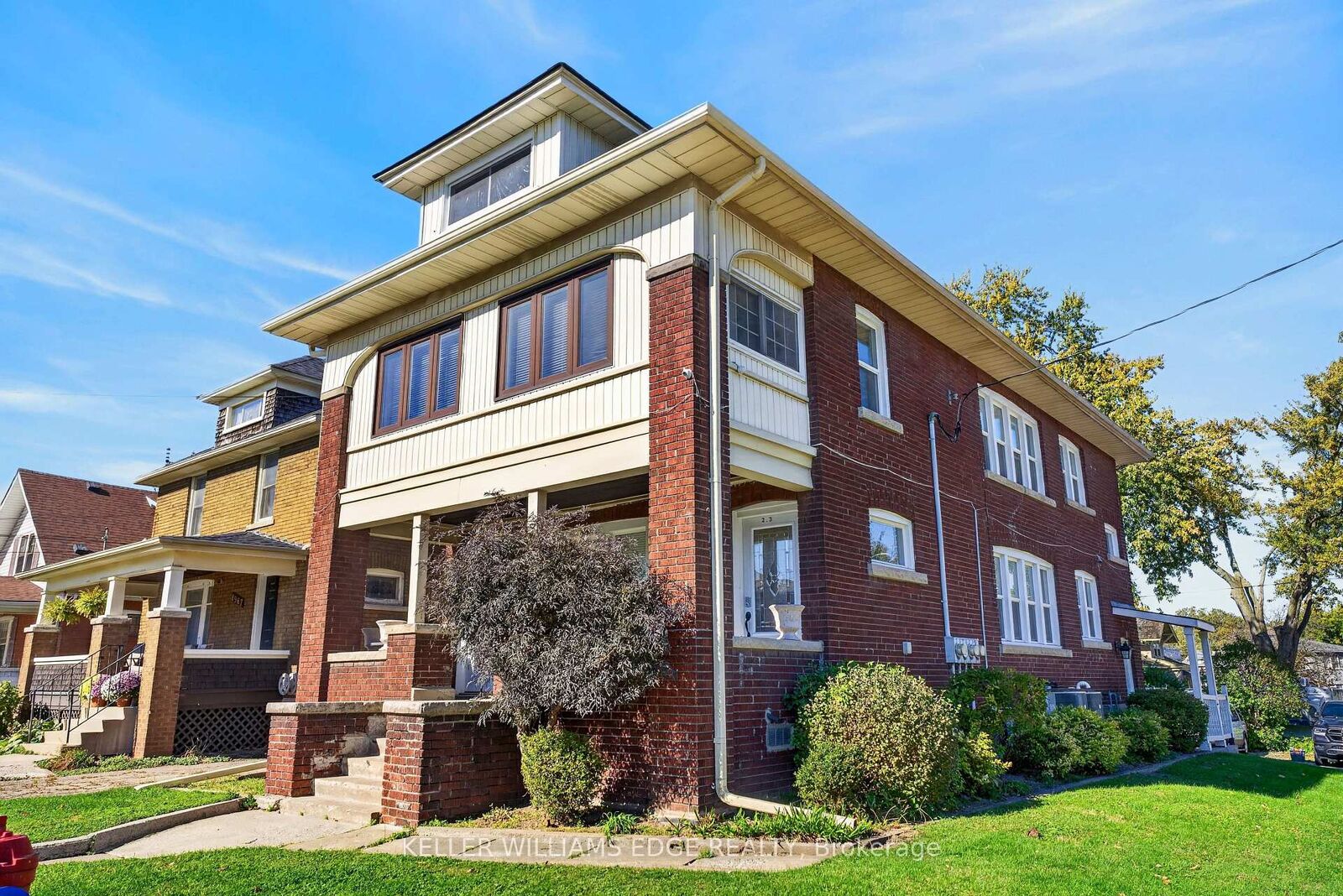 Property Photo:  4961 Armoury Street Lower  ON L2E 1T3 