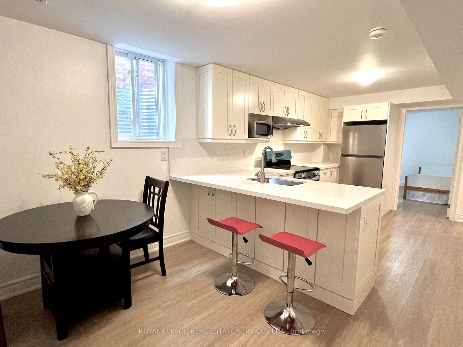 Property Photo: 3087 Velmar Drive #Bsmt ON L5M 6W4