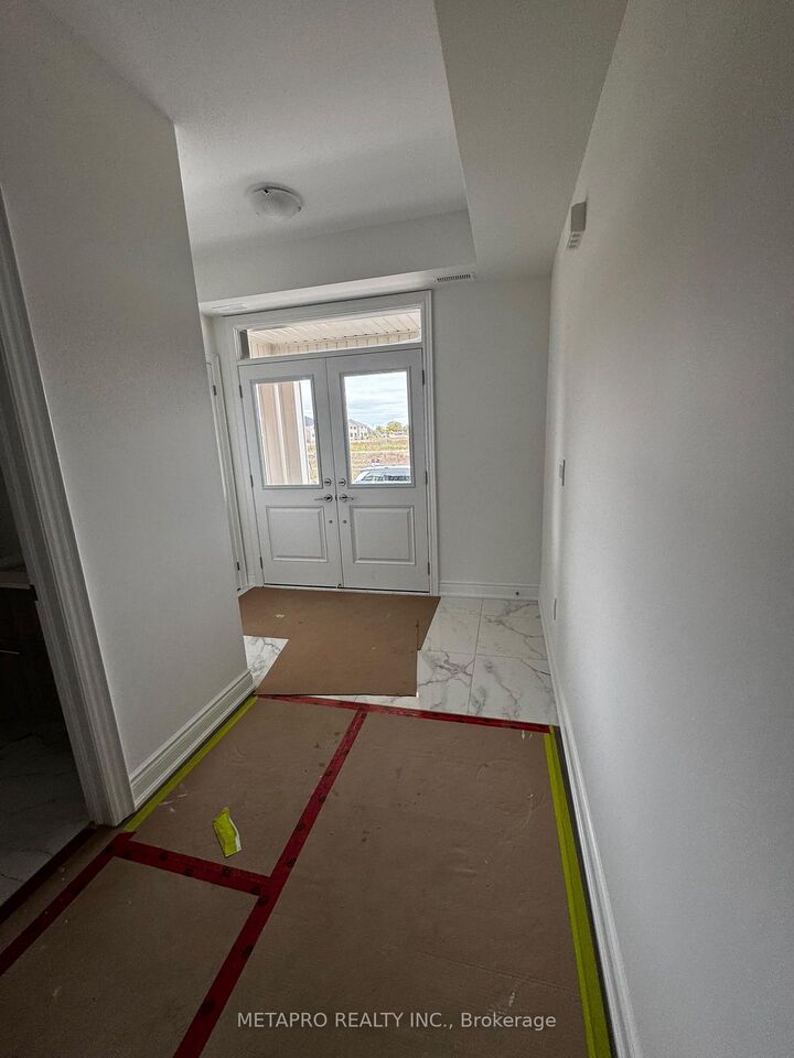 Property Photo: 36 Misted Breeze St Crescent ON L6Y 6M1