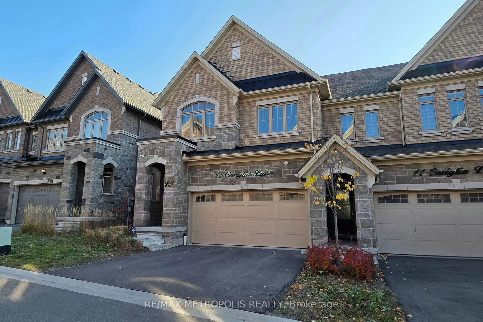Property Photo:  13 Caviglia Lane  ON L6B 1R5 