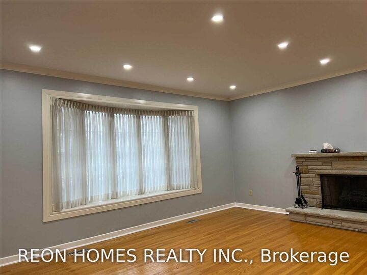 Property Photo:  21 Senator Reesors Drive (Main)  ON L3P 3E3 