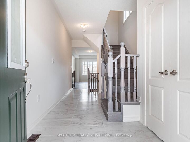 Property Photo:  26 Holcomb Terrace  ON L8B 1Z8 