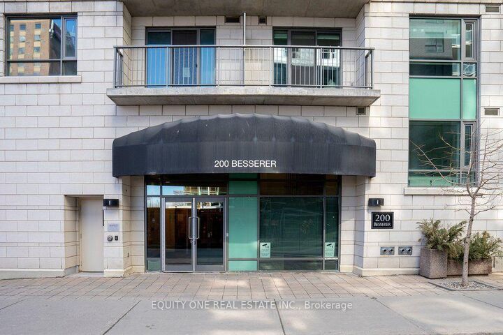 Property Photo: 200 Besserer Street 210 ON K1N 0A7