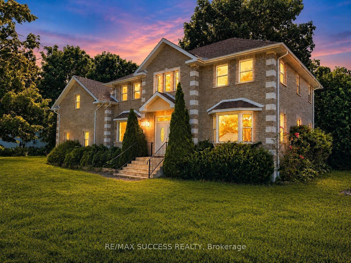 Property Photo:  4 Palmer Street  ON N0E 1S0 