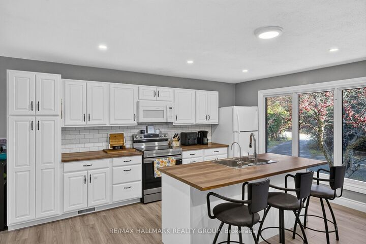 Property Photo:  4720 County 18 Road  ON K0E 1T0 