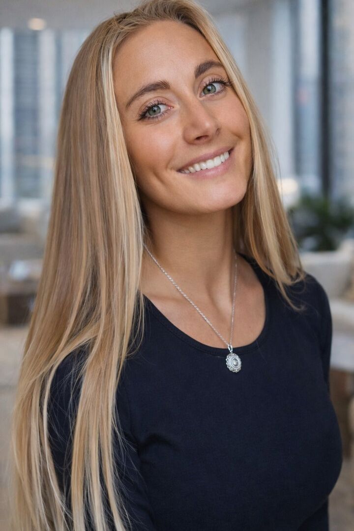 Hanna Clayton, Real Estate Salesperson in Saint Joseph, Anchor