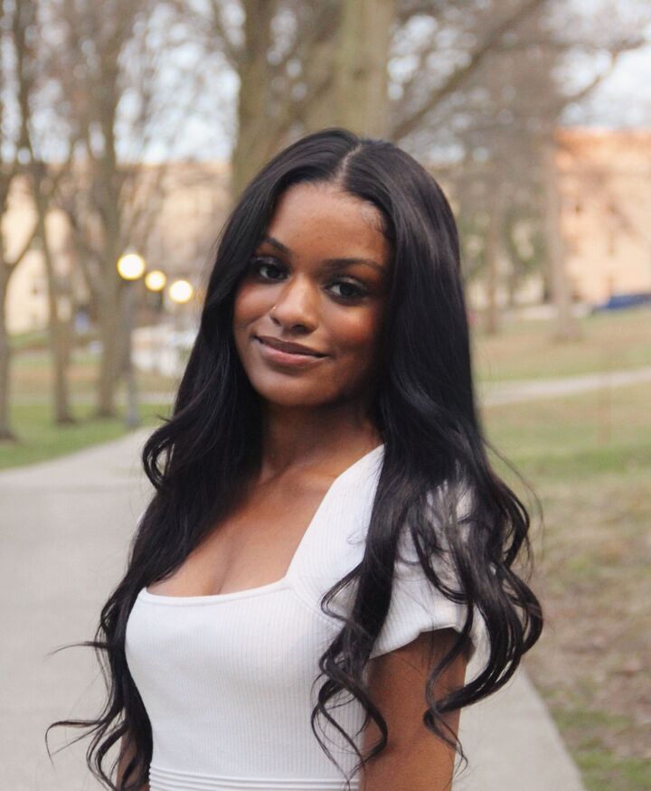 Heaven Plaines, Real Estate Salesperson in Streetsboro, Schmidt Family of Companies