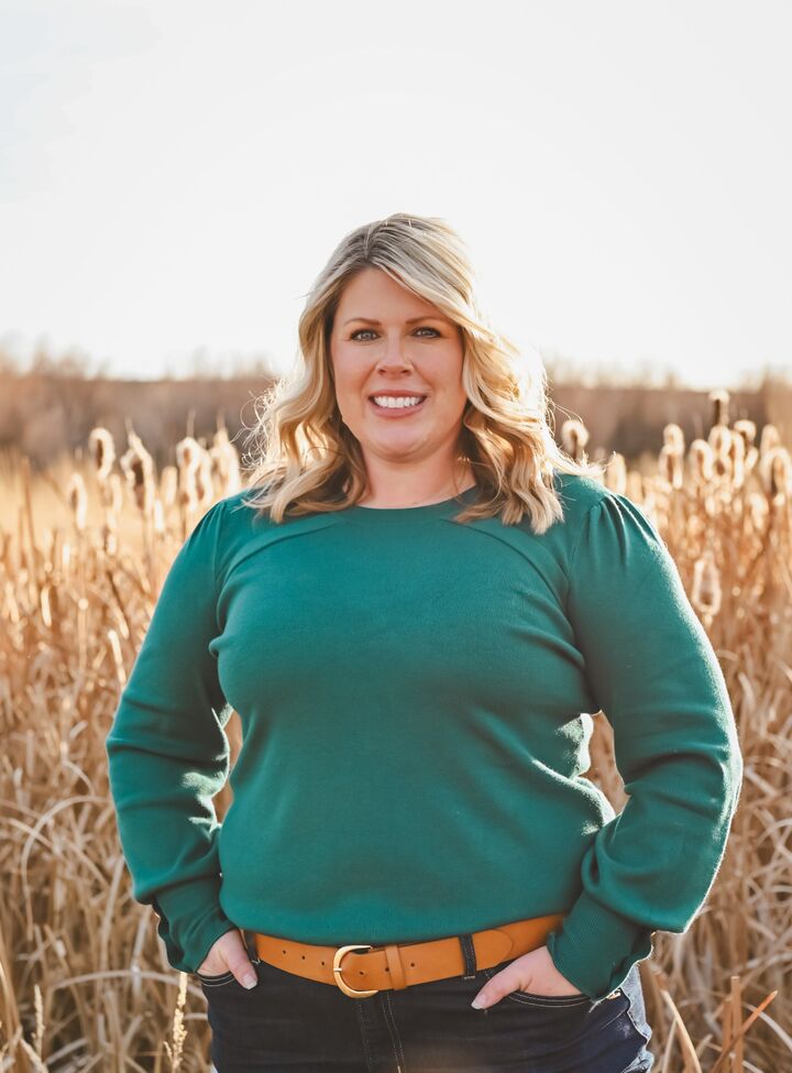 Terri Medina, Real Estate Broker in Dillon, ERA Lambros Real Estate