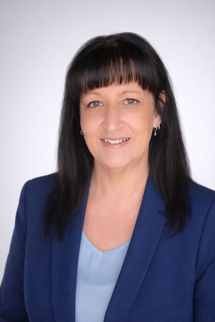 Kim Walsh,  in Colorado Springs, Beyond