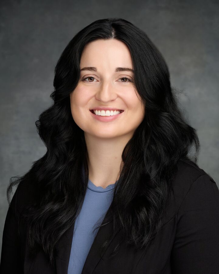 Hannah Weis, Real Estate Salesperson in Findlay, Flag City