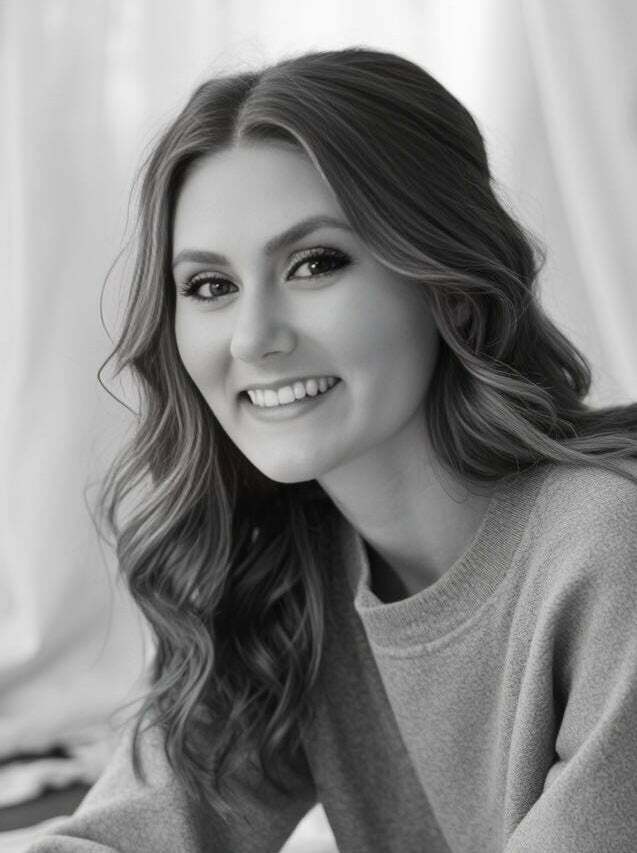Haley Rinehart,  in Ellensburg, Central
