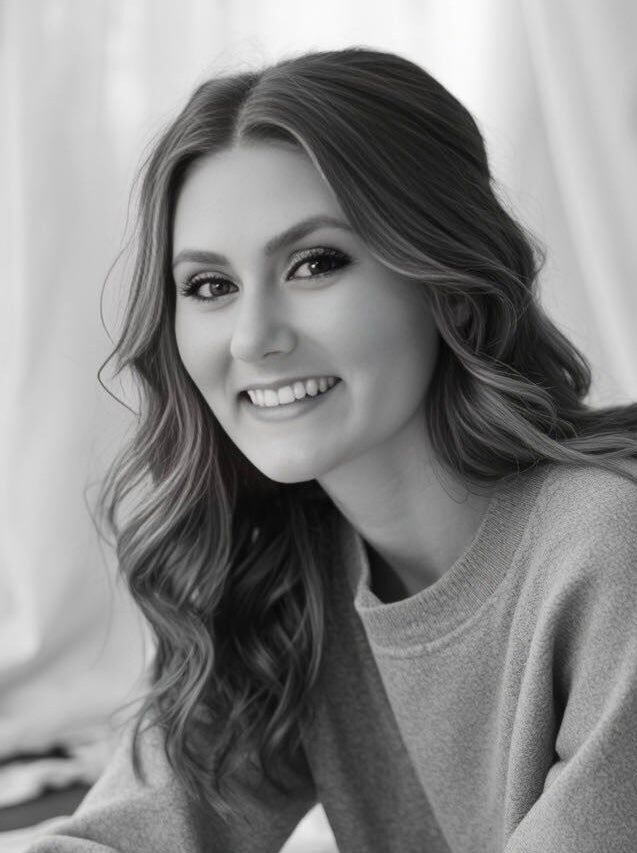 Haley Rinehart,  in Ellensburg, Central