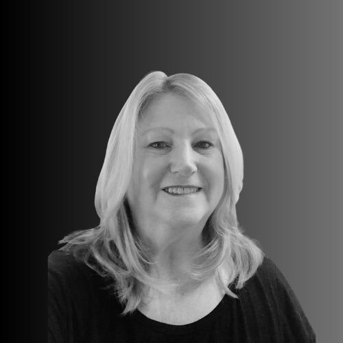 Donna Milot, Real Estate Salesperson in Mendon, Custom Home Realty