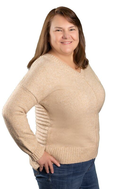 Daniela Andrade, Real Estate Salesperson in Menifee, Associated Brokers Realty