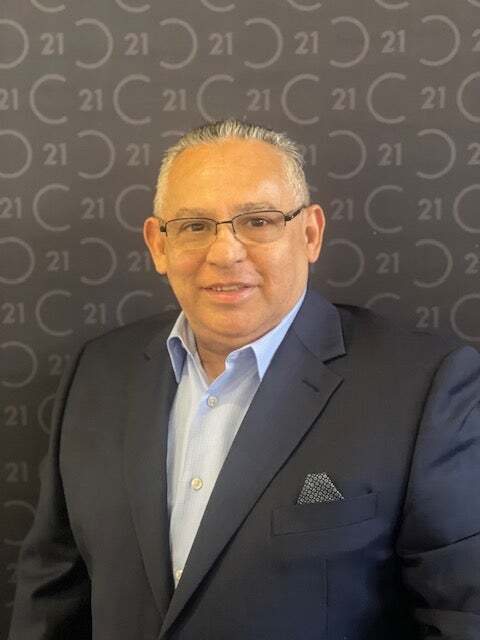 Oscar Alban, Associate Real Estate Broker in Lyndhurst, Semiao & Associates