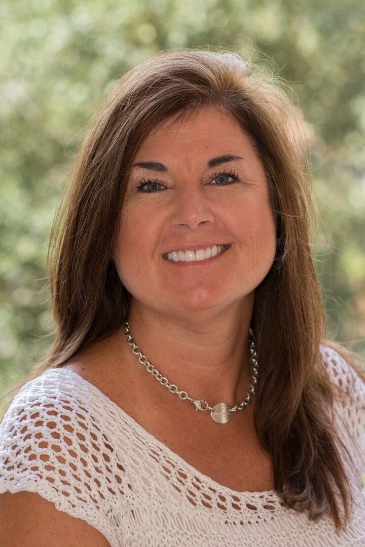 Alicia Novak, Real Estate Salesperson in Savannah, ERA Southeast Coastal Real Estate