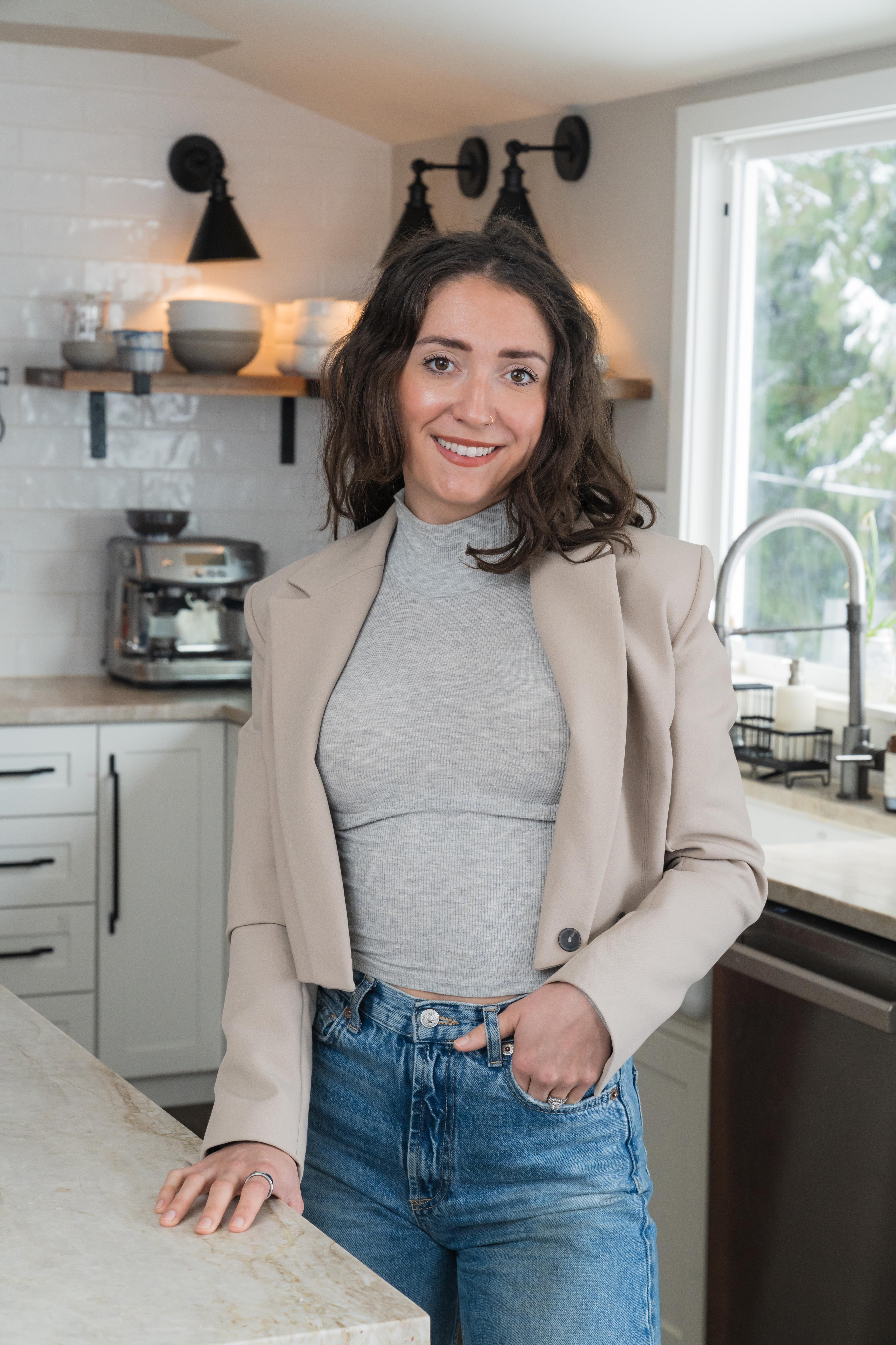 Bella Chaffey Lakic,Broker, REALTOR® in Redmond,Windermere