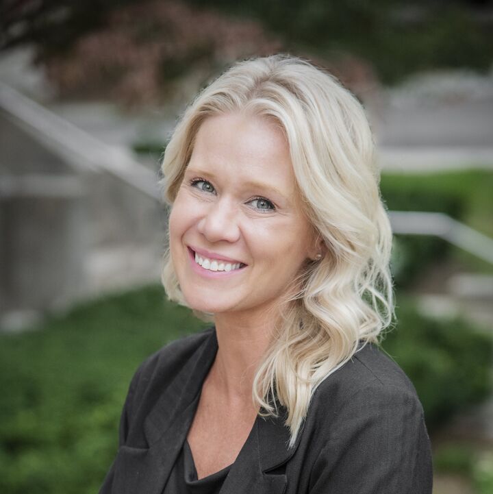 Macie Mulvaney, Real Estate Broker in Bloomington, Scheetz