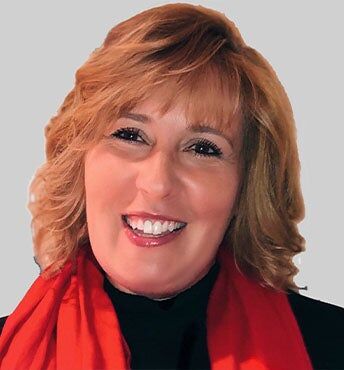 Tania Moore, Real Estate Broker/Owner in Charlotte, ERA Live Moore