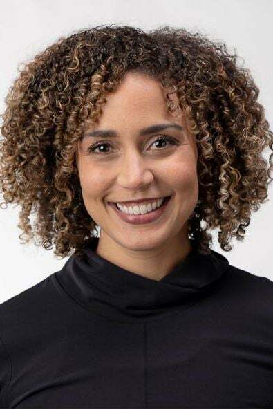 Toni Thomas, Sales Associate in East Lansing, Professionals