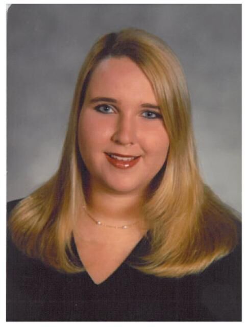 Sarah Staub, Real Estate Salesperson in Camp Hill, Realty Services