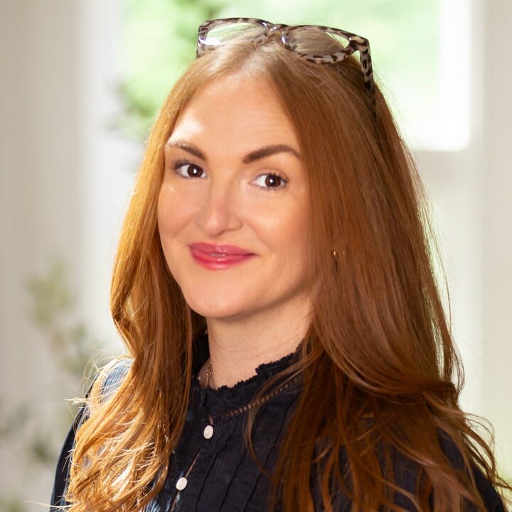 Caitlin McClain, Real Estate Broker in Fishers, Scheetz