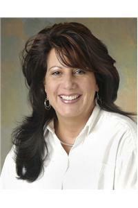 Paula Verticchio, Real Estate Salesperson in Macomb, AAA North
