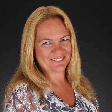 Stacy Denoyer, Real Estate Salesperson in Dearborn Heights, Curran & Oberski
