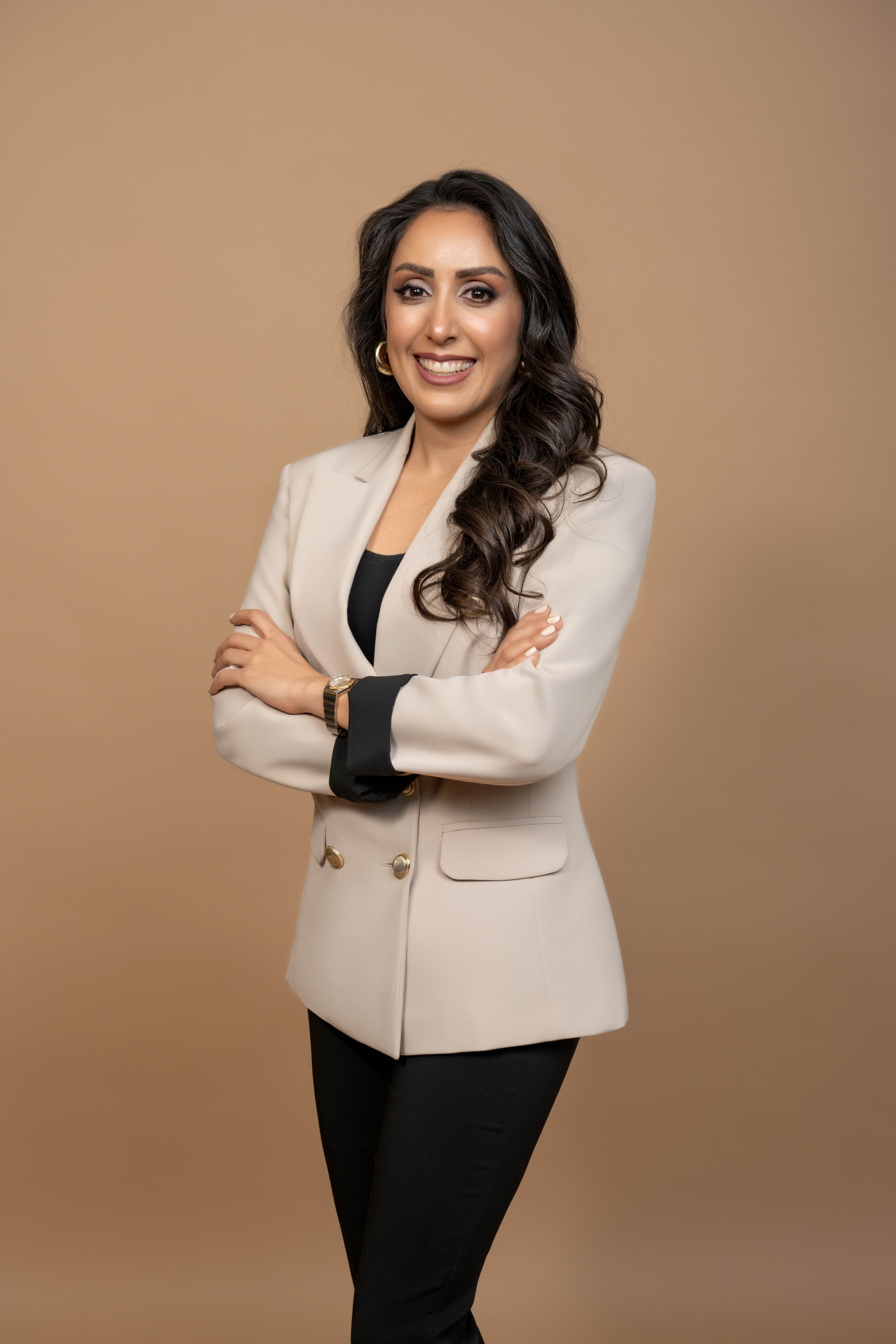Sarah Izadpanahi, Sales Representative in Richmond Hill, CENTURY 21 Canada