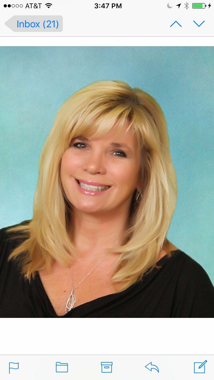 Lisa Surroz, Real Estate Salesperson in Visalia, Jordan-Link