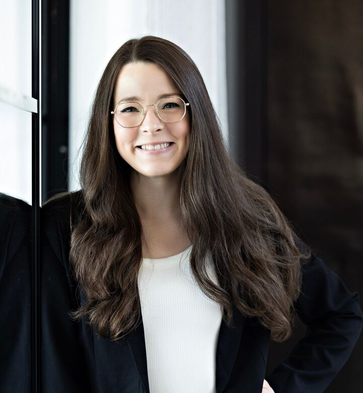 Chelsea Mendez,  in Canton, First Group