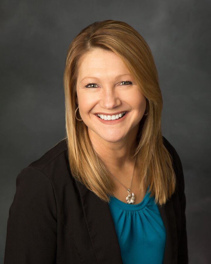 Harrietta Kalberer, Real Estate Salesperson in Detroit Lakes, First Choice