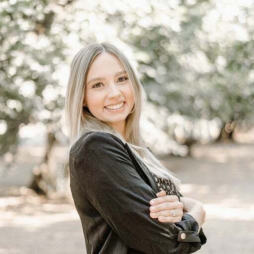 Makenzie Mulholland, Real Estate Salesperson in Salem, Knipe Realty ERA Powered