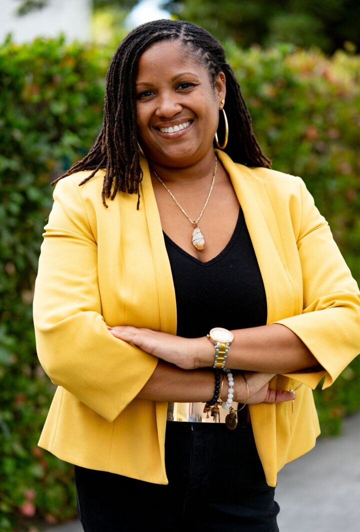 Veronica Miles, Real Estate Salesperson in Victorville, LEADERS