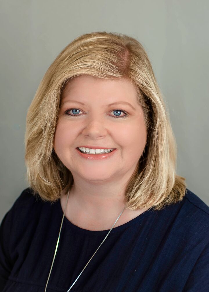 Kim Carey, Real Estate Salesperson in Arab, Southern Branch