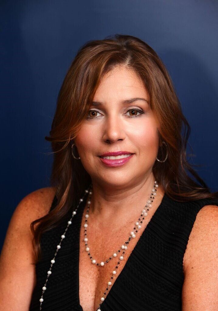 Marci Imber,  in Woodbury, Realty Connect