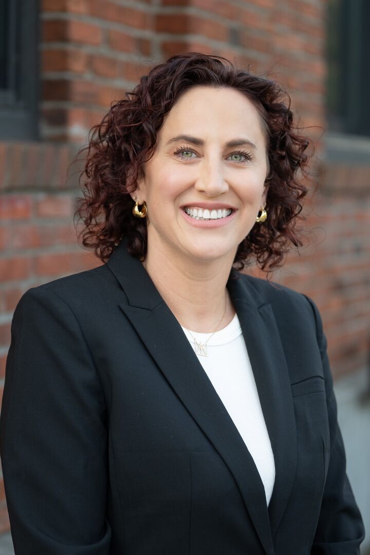 Jaime Goldberg, Real Estate Broker in Eugene, Equinox