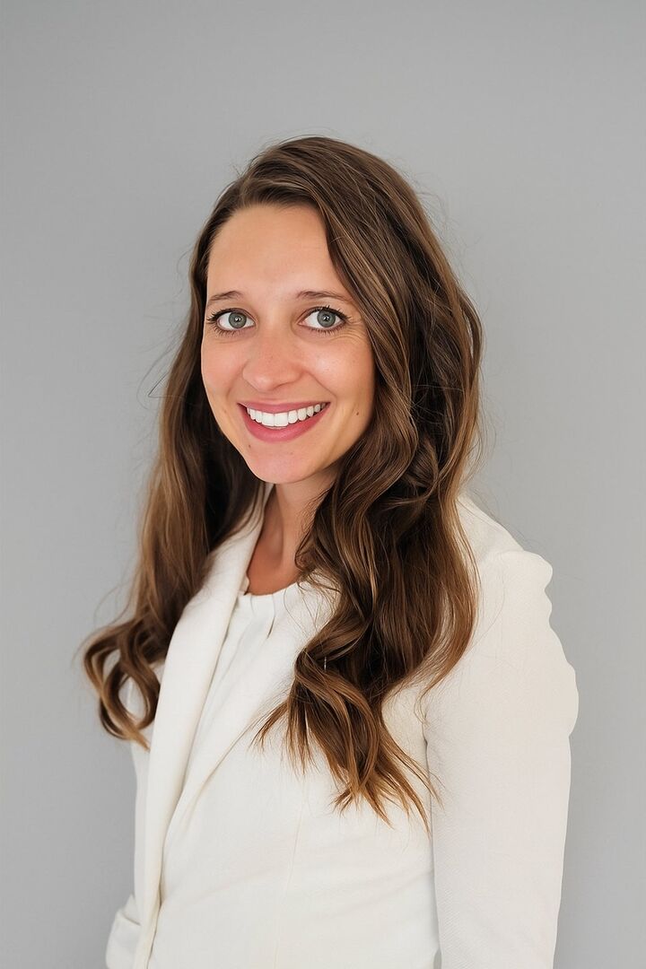 Rebecca Michalski,  in Joliet, Circle