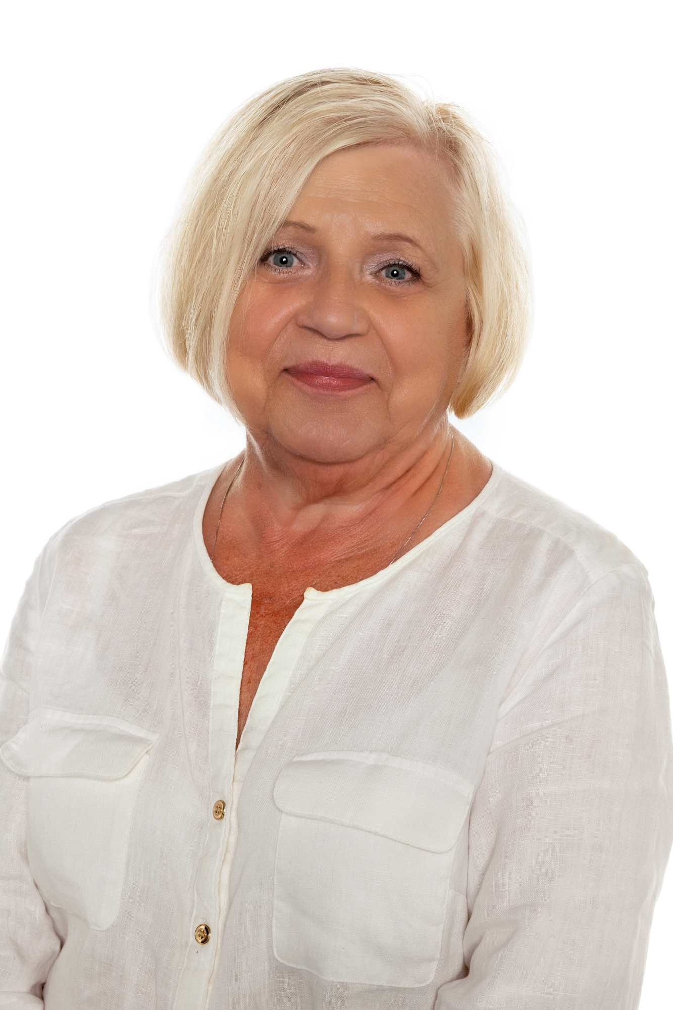 Anna Capellan, EMPLOYEE in Scarsdale, Howard Hanna Rand Realty