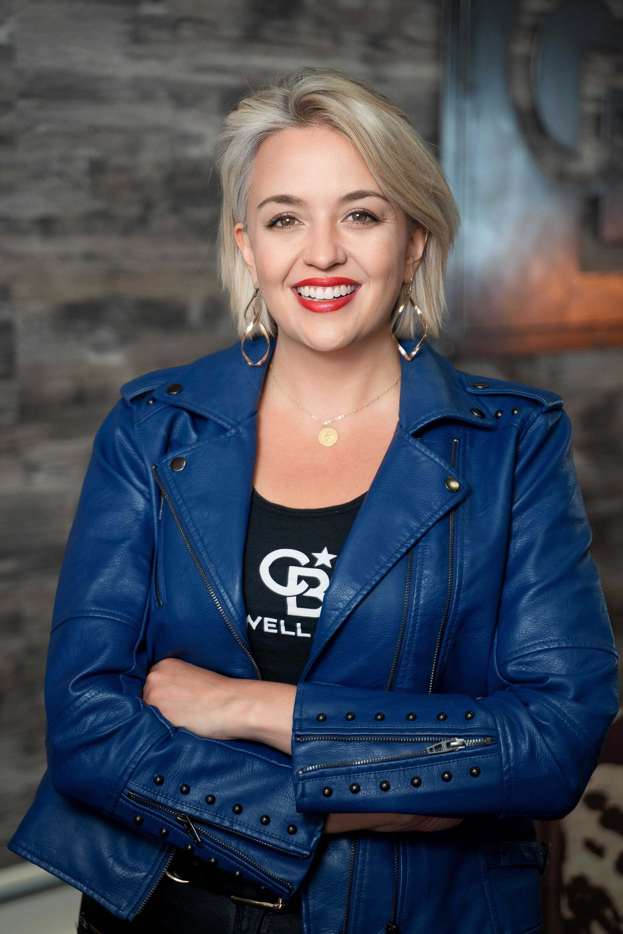 Lucinda Hage, Owner in Newberg, Professional Group