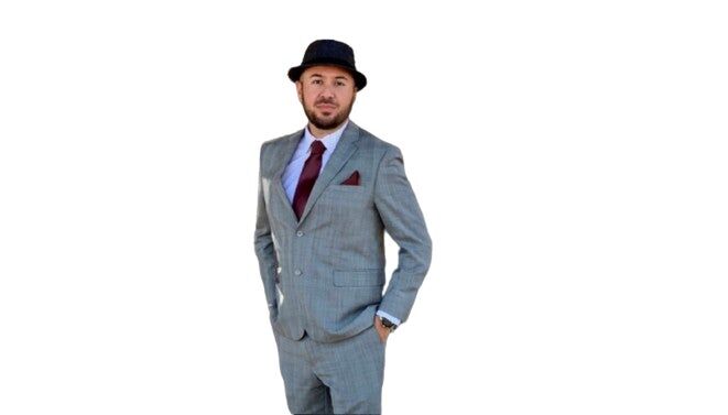 Victor Salazar, Real Estate Salesperson in Victorville, LEADERS
