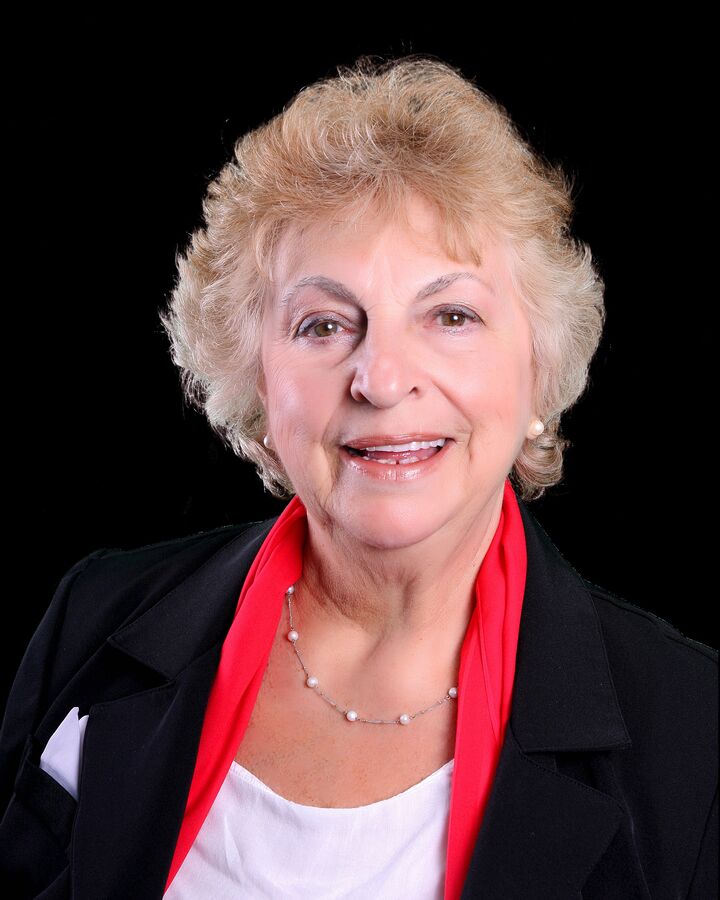 Phyllis Sabo, Real Estate Salesperson in Toms River, Solid Gold Realty