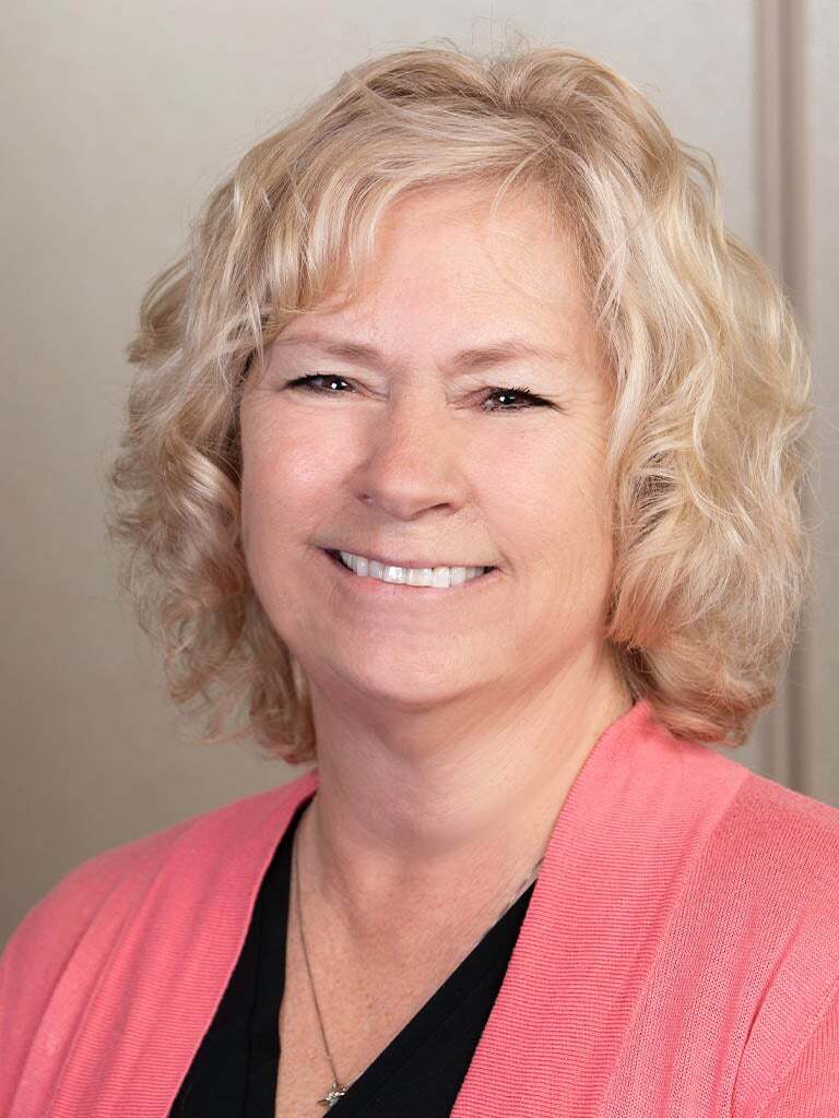 Laura Toms, Associate Real Estate Broker in Howell, Affiliated