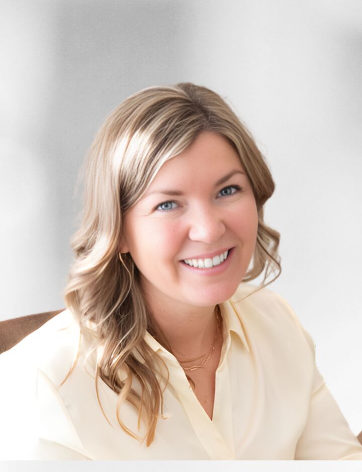 Crystal Ronca, REALTOR® in Peterborough, Coldwell Banker Electric Realty, Brokerage