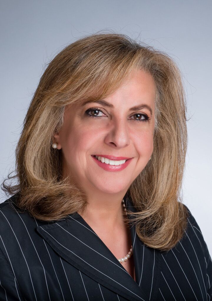 Maha Madanat, Real Estate Salesperson in Henderson, Americana