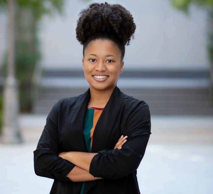 Kayla Holbert, Real Estate Salesperson in Las Vegas, Americana