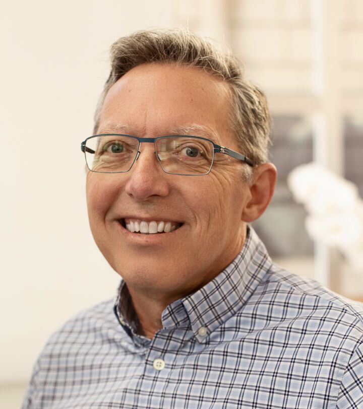 Don  Chapo,  in Seattle, Windermere