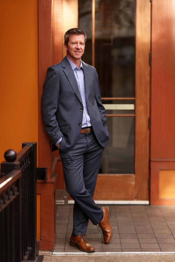 Danny Sturdevan,  in Knoxville, Wallace (TN)