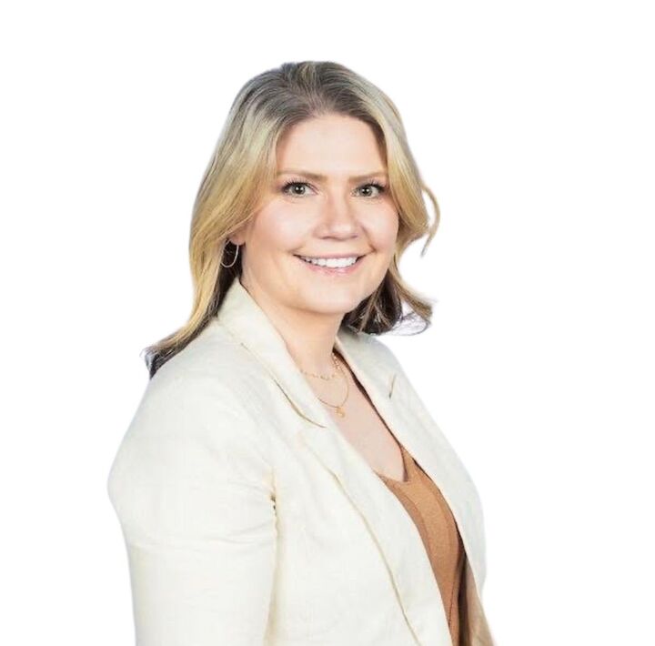 Lacy Gomez, Real Estate Salesperson in Lynnwood, North Homes Realty